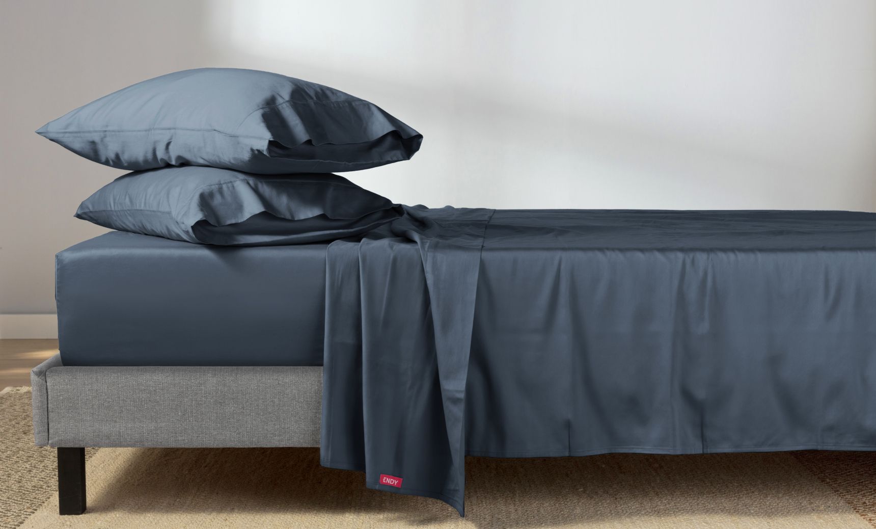 Endy Organic Cotton Pillowcase Cover (Percale) in Midnight Navy colourway.