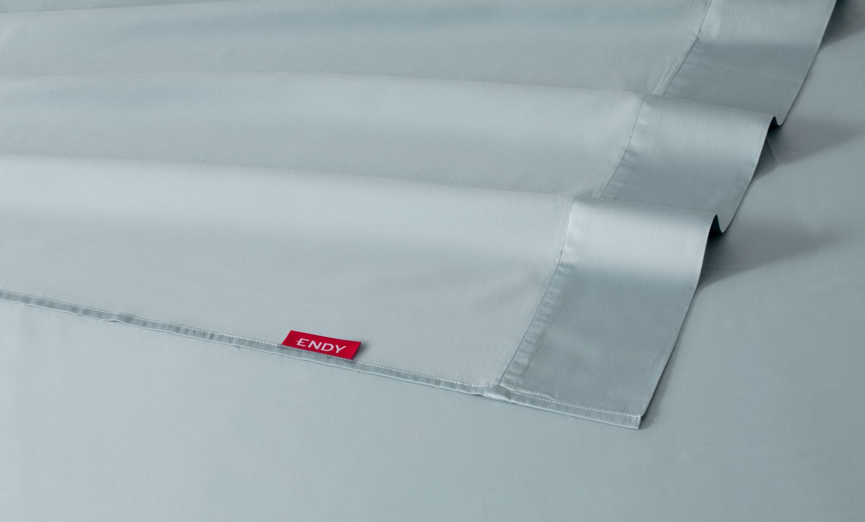 The Endy Sateen Bedding Bundle in Glacier Blue Colourway