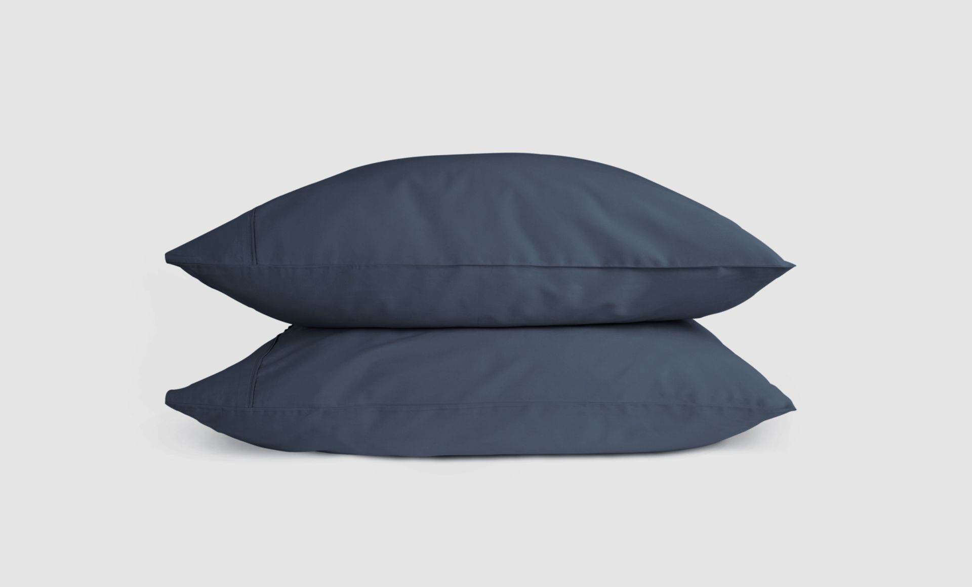 Endy Organic Cotton Pillowcase Cover (Percale) in Midnight Navy colourway.