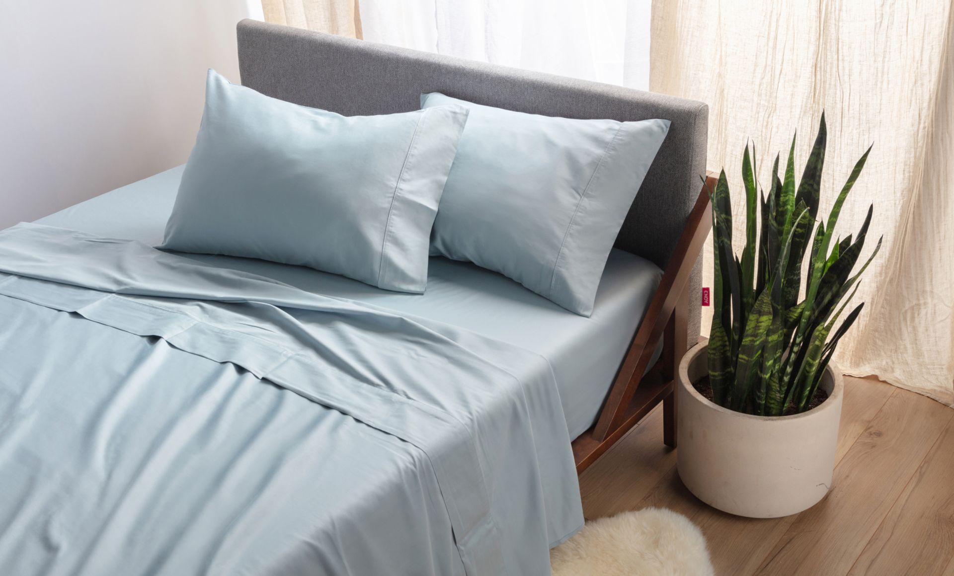 The Endy Complete Pillow Bundle in Glacier Blue colourway