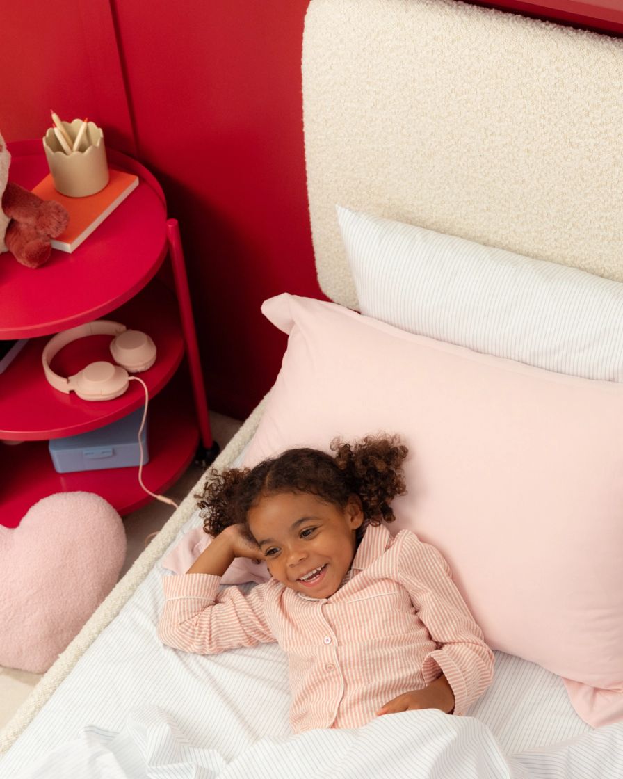 The Endy Kids Swivel Nightstand in rubine colour way