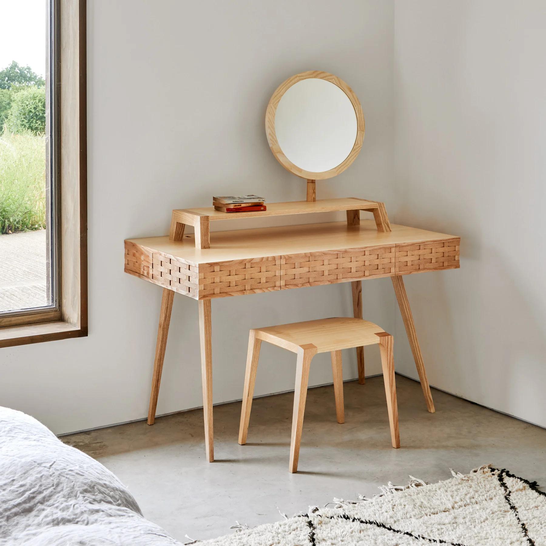 Dressing Table (with Stool) — image 4