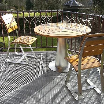 Balcony Dining — image 2
