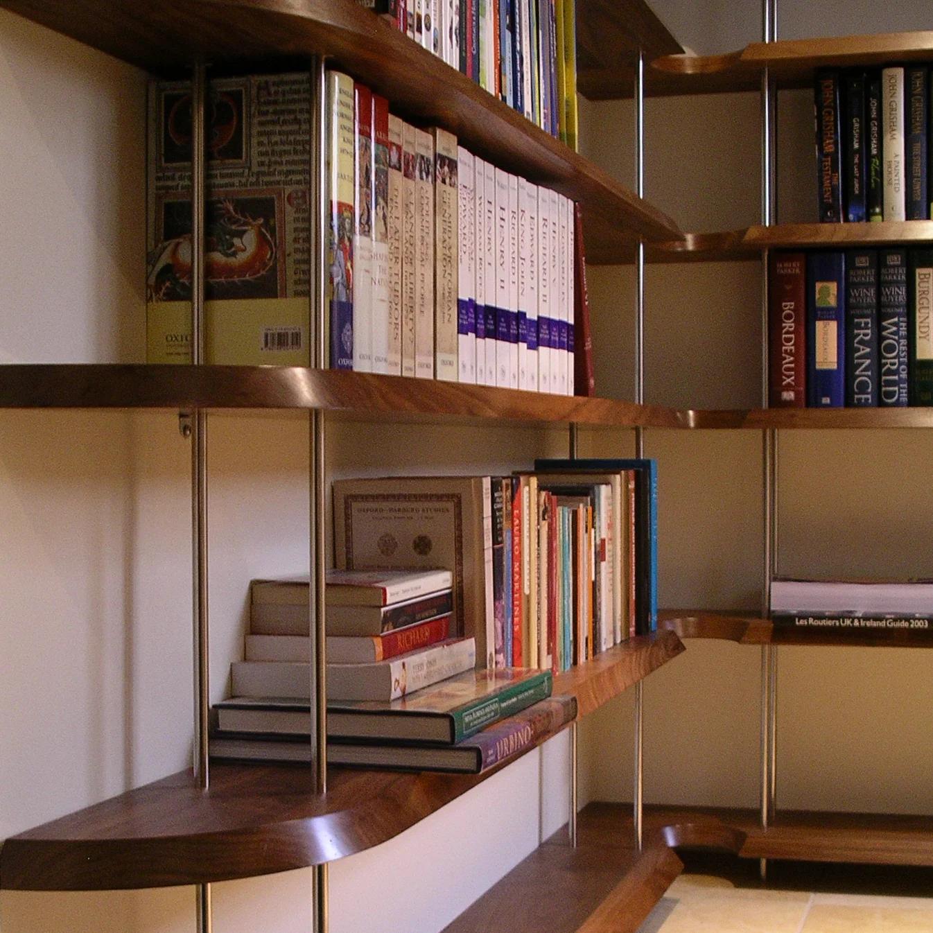 Loo Library Shelving — image 2