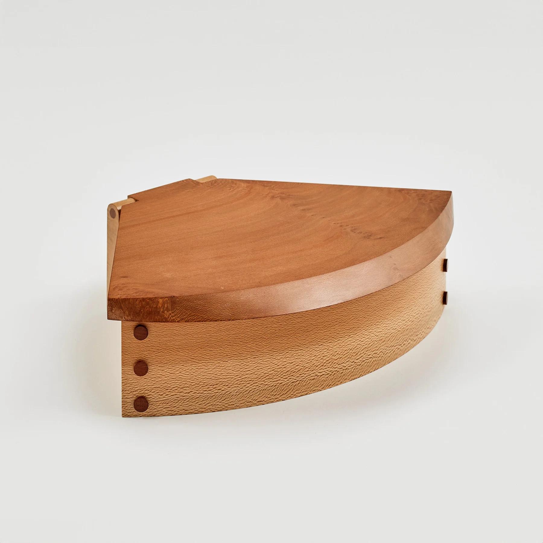 Oyster Box — image 2