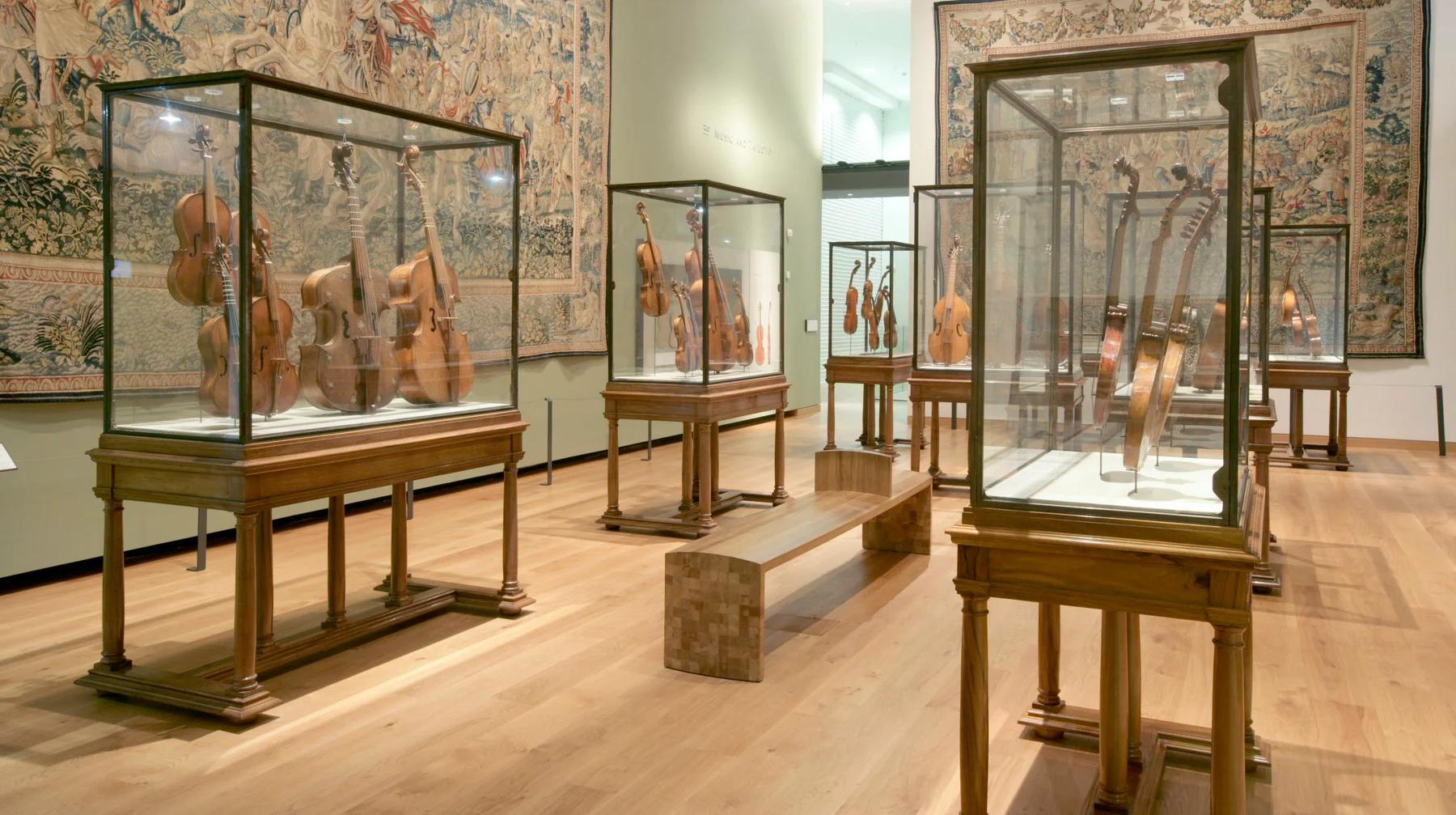 Ashmolean Museum Bench