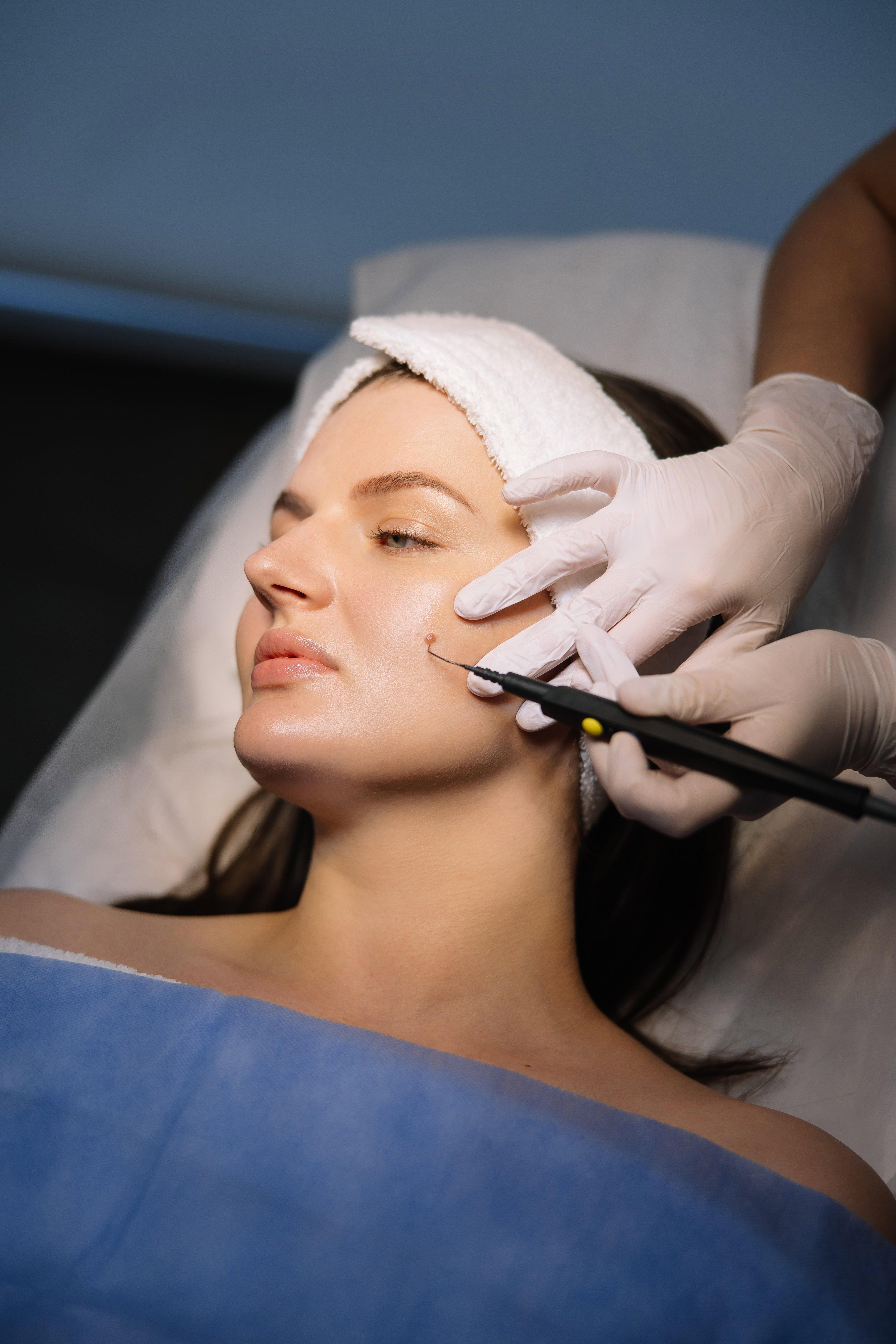 Видалення новотворів