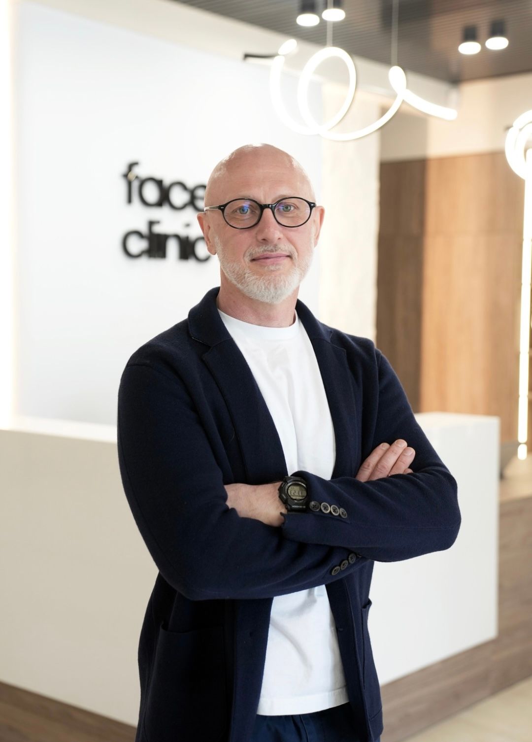 Хірург Володимир Сажиєнко