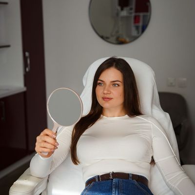 Ін'єкції біоревіталізації препаратами Juvederm Volite, Saypha Rich, Rejuran HB: Омолодження шкіри без хірургії