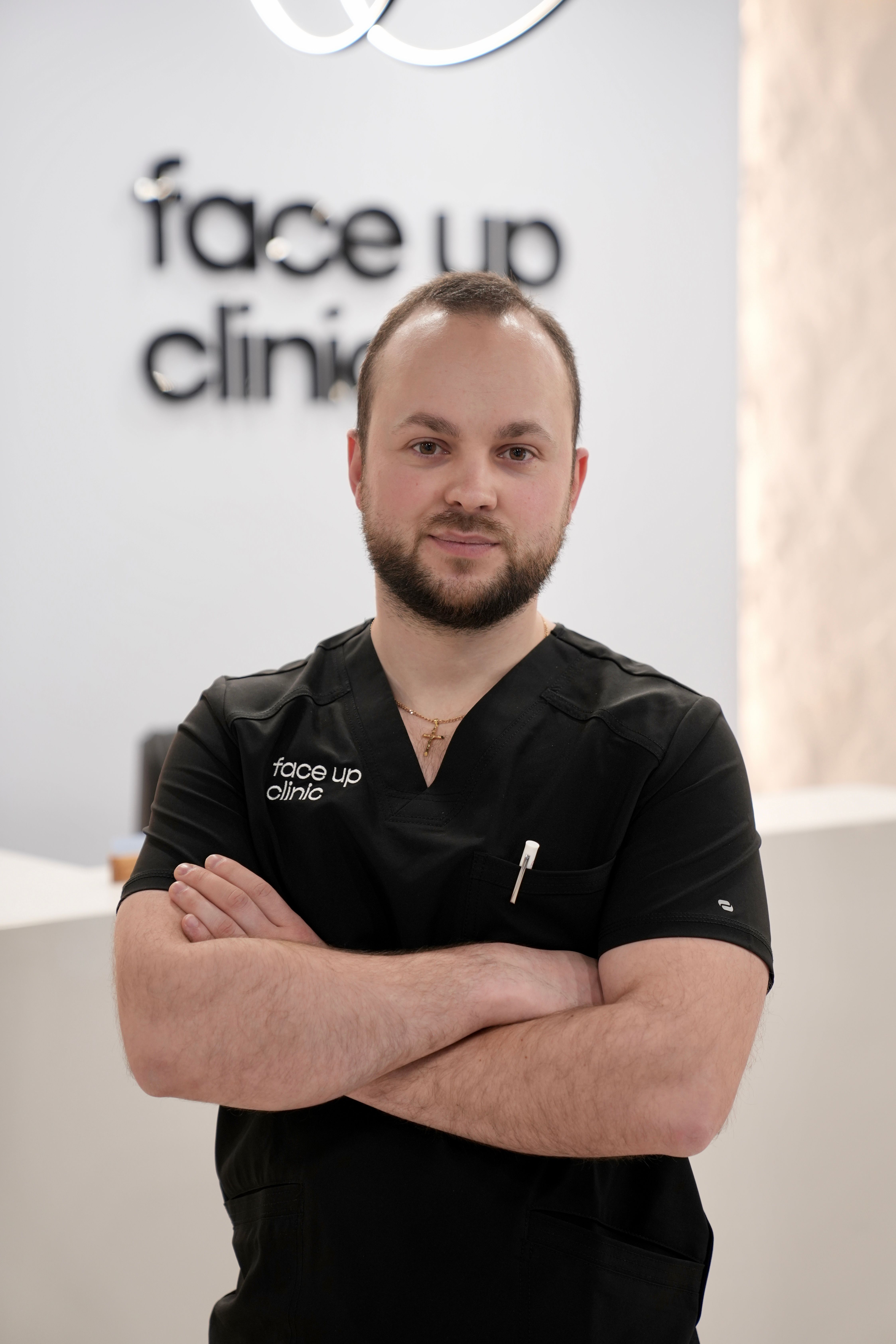 Хірург Орест Кріль