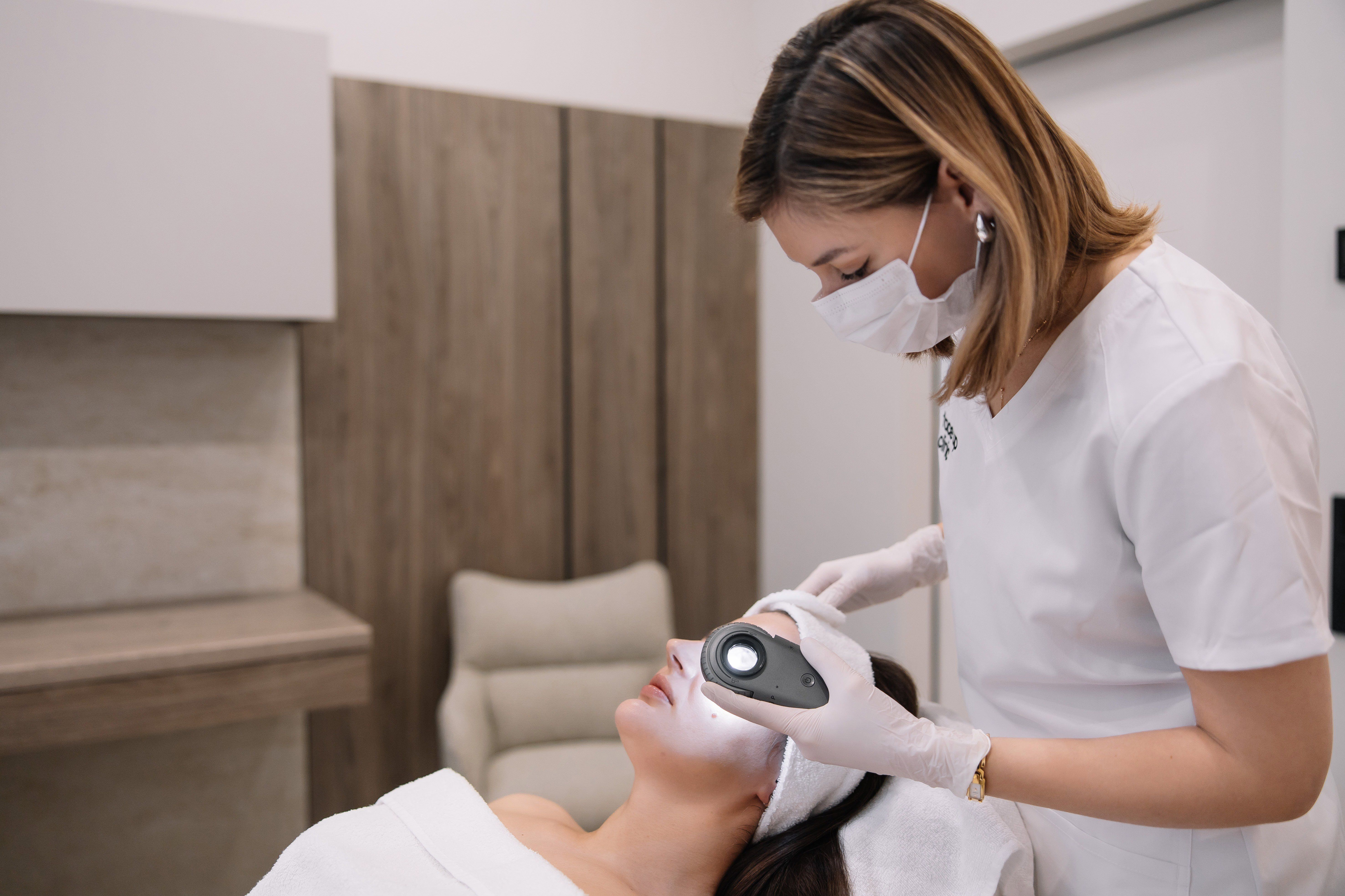 Медичний огляд перед процедурою