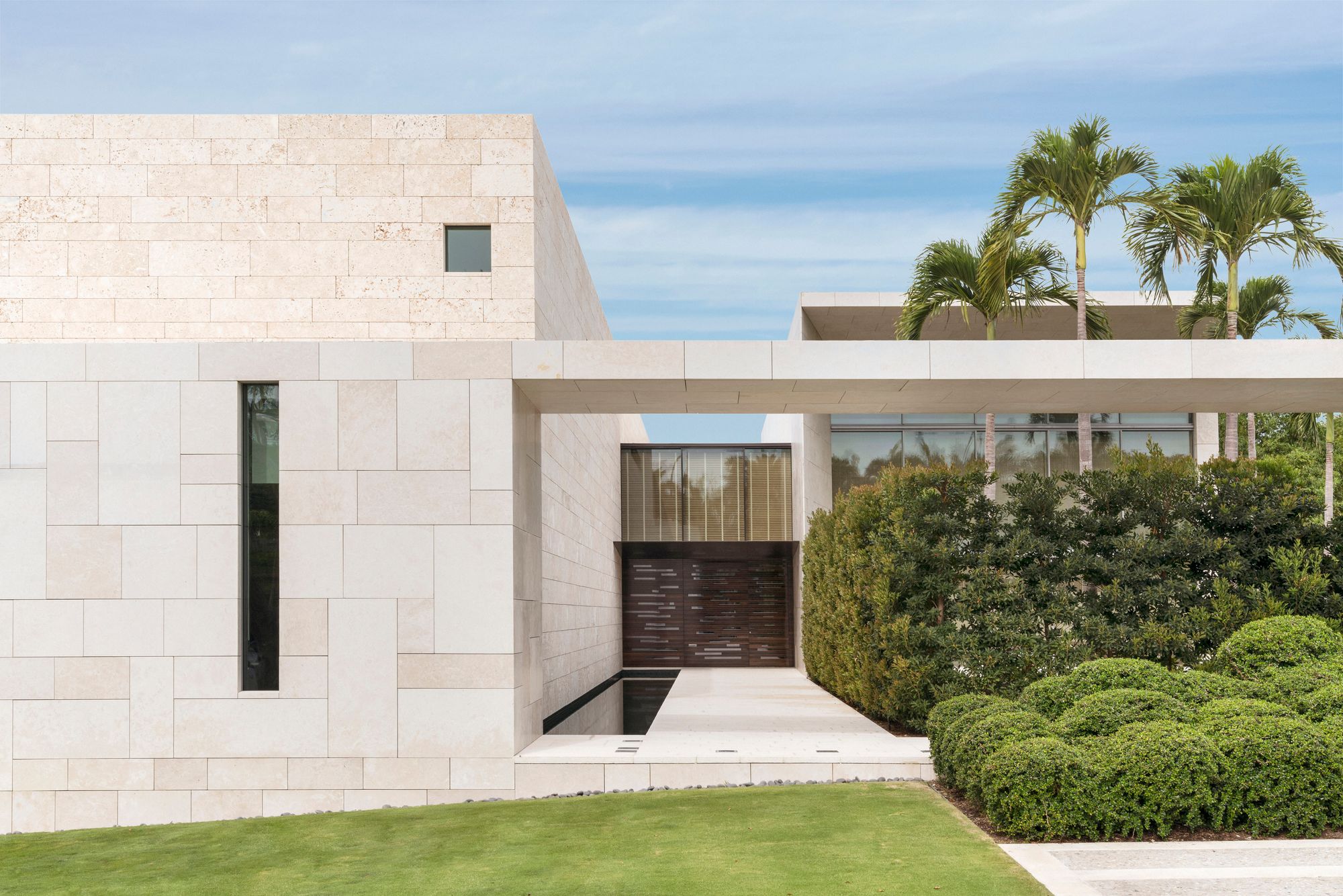 Miami Beach Residence, Featured Image