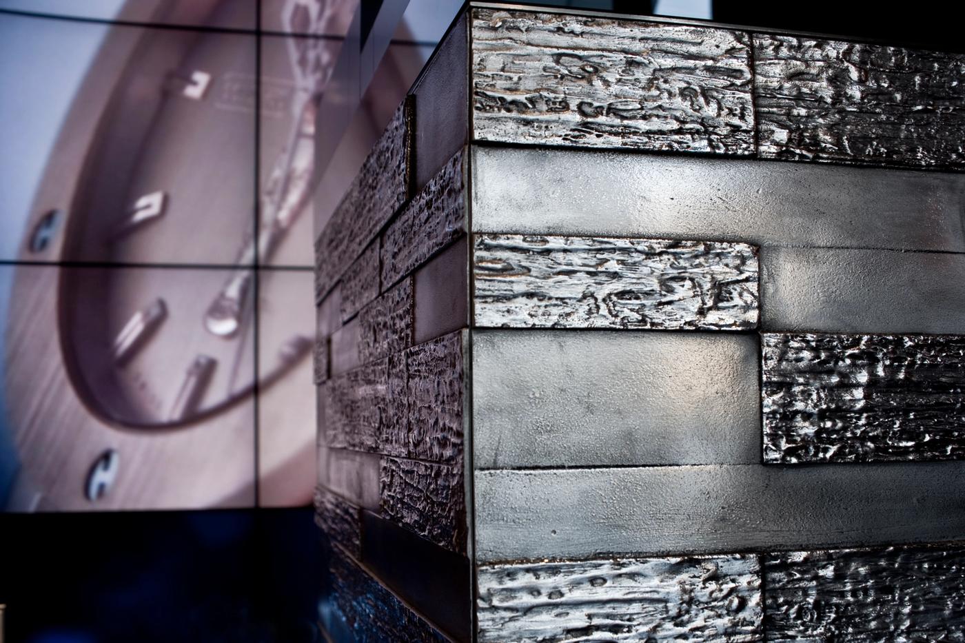 Peter Marino clads Hublot store in black metal panels