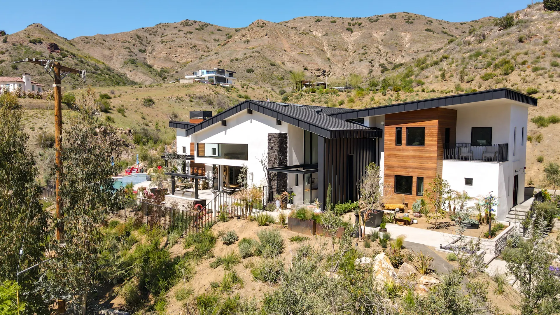 A photo from The Modern Barn, a project by G Charles Design.