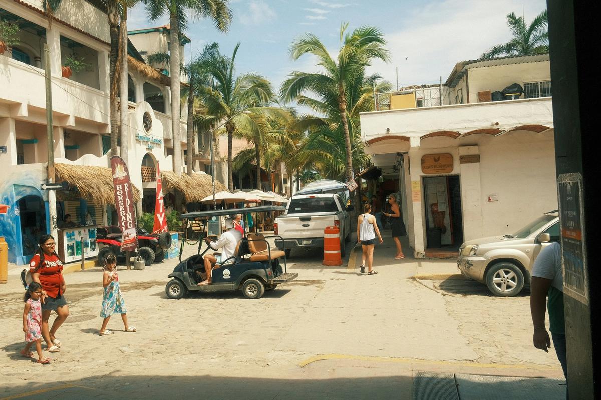 Sayulita — coastal scene