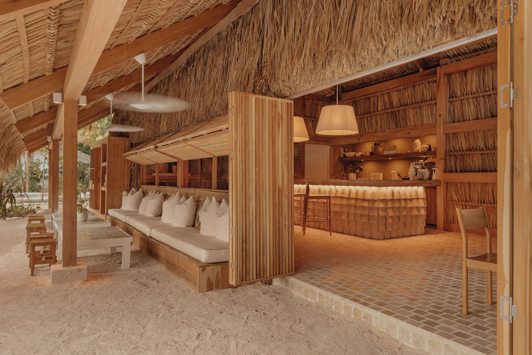 Hotel Fermata — THE DESIGN
