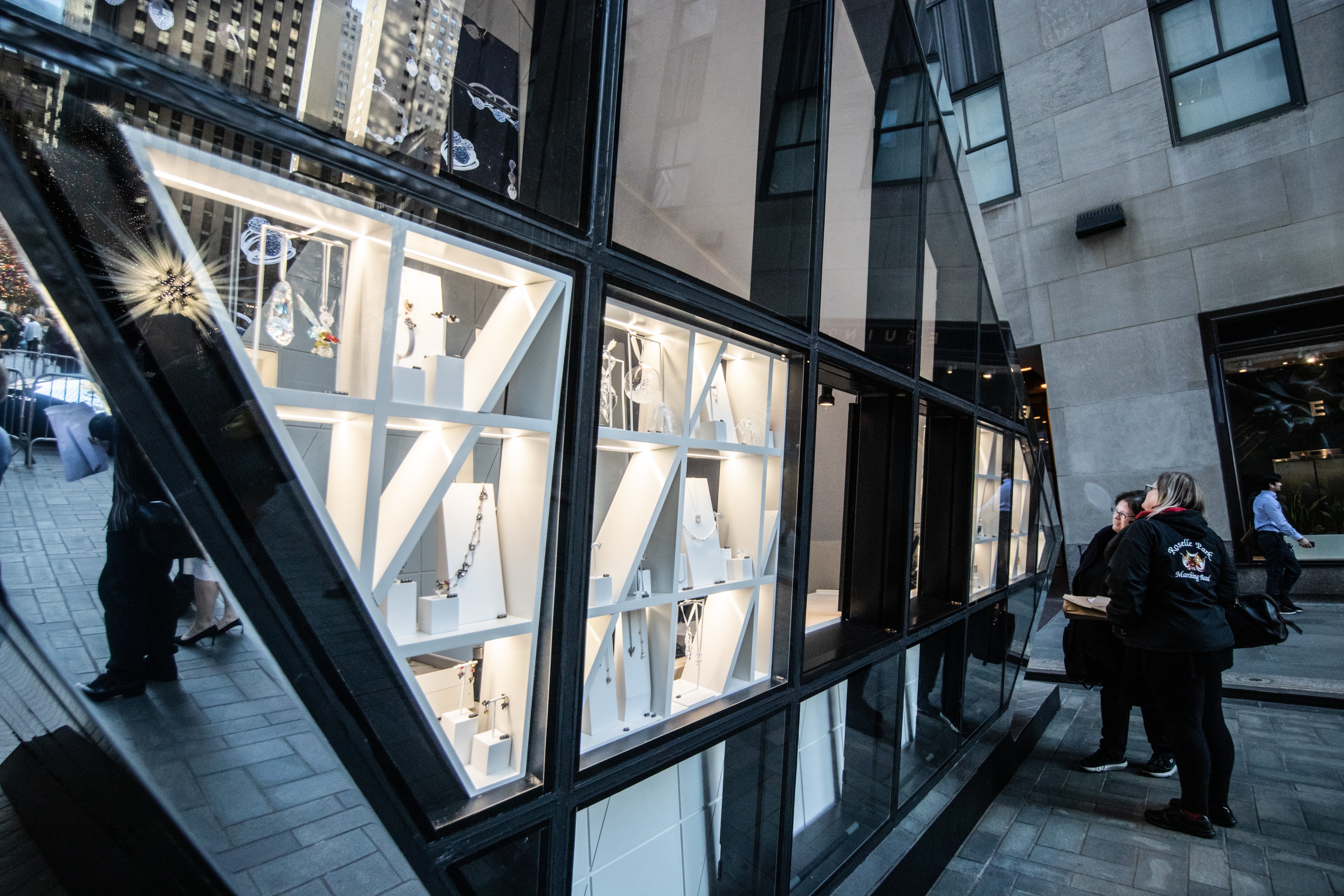 Swarovski glass boutique with guests shopping
