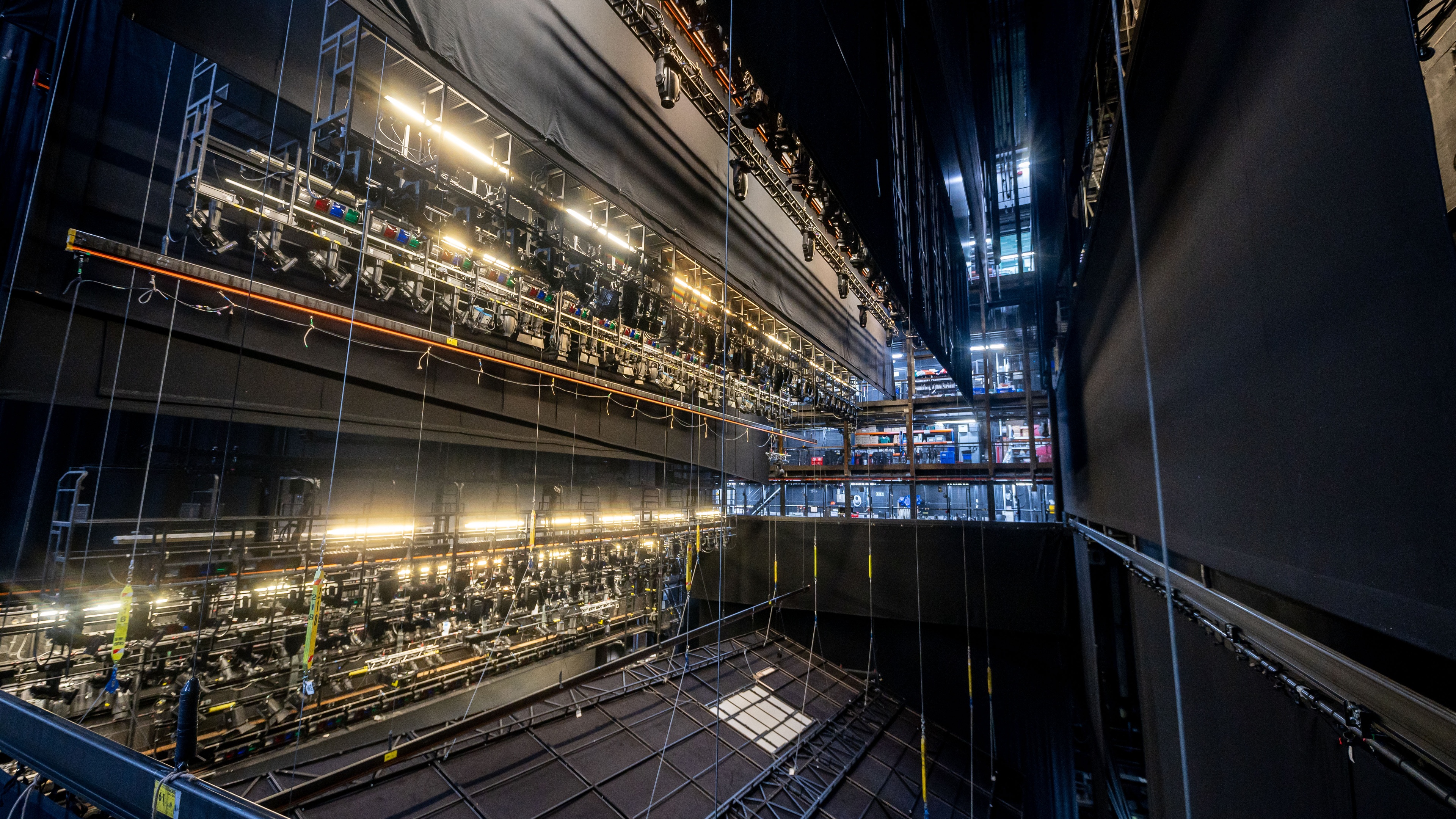 Royal Opera House stage machinery