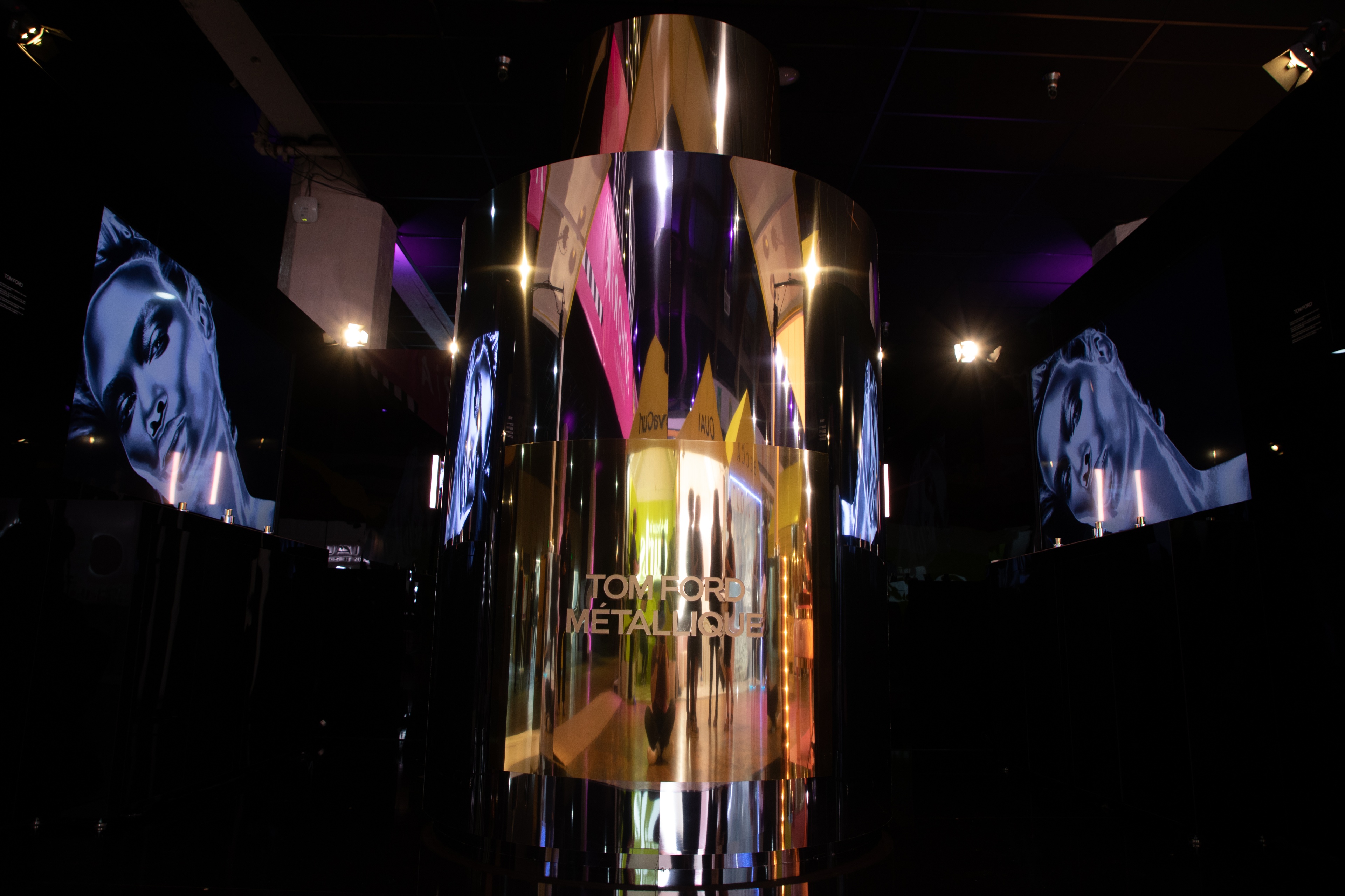 10 ft gold metallic replica of Tom Ford product