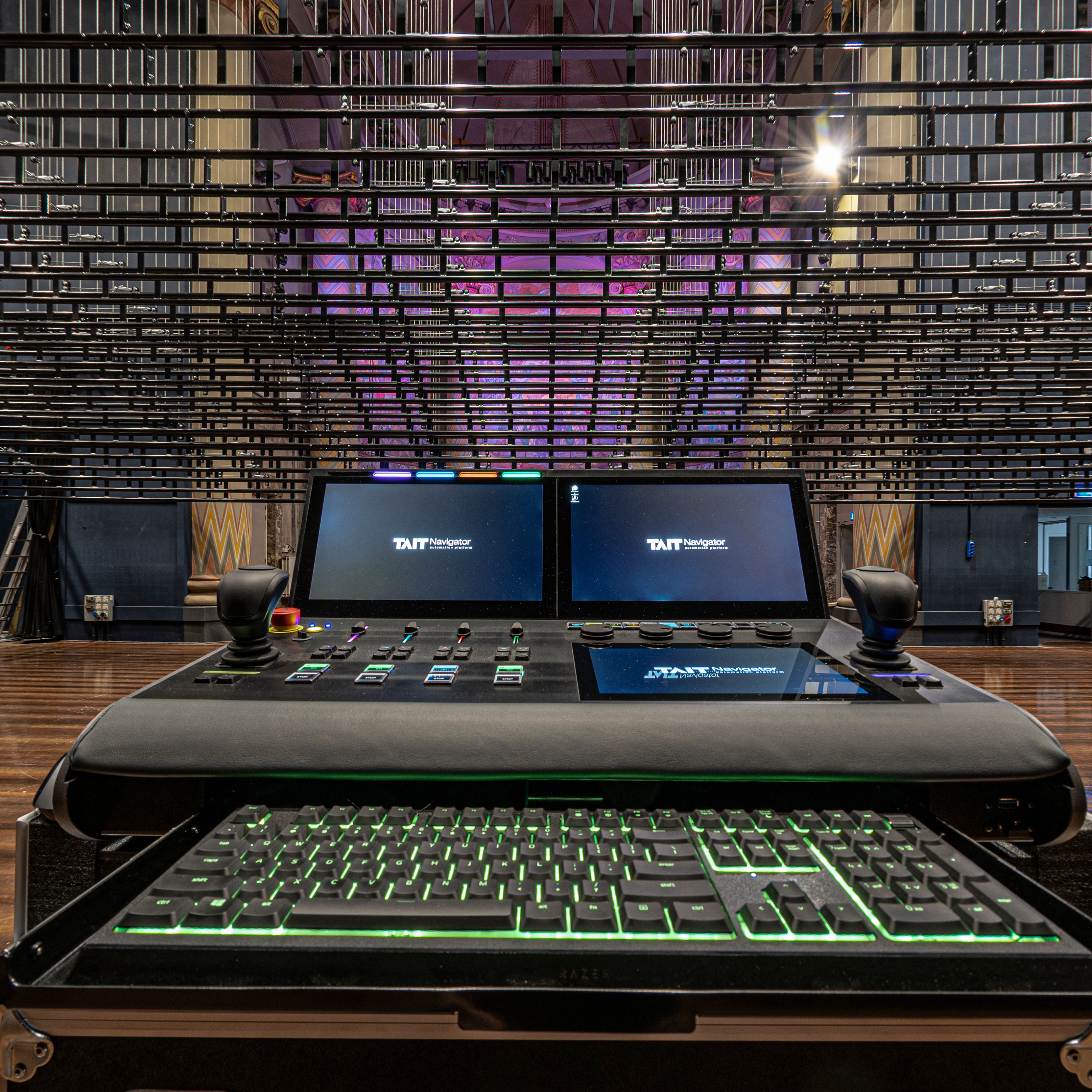 Theater de Maagd epiQ console
