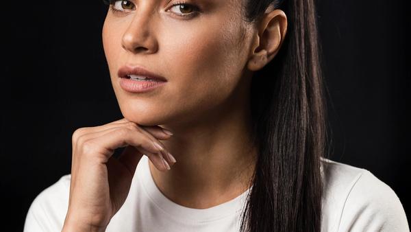 Conheça Sofia Reyes — A Nova Gerente de Operações de IA da CGEYE