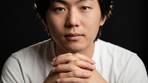 Conheça Noah Tanaka — O Novo Copywriter de IA da CGEYE