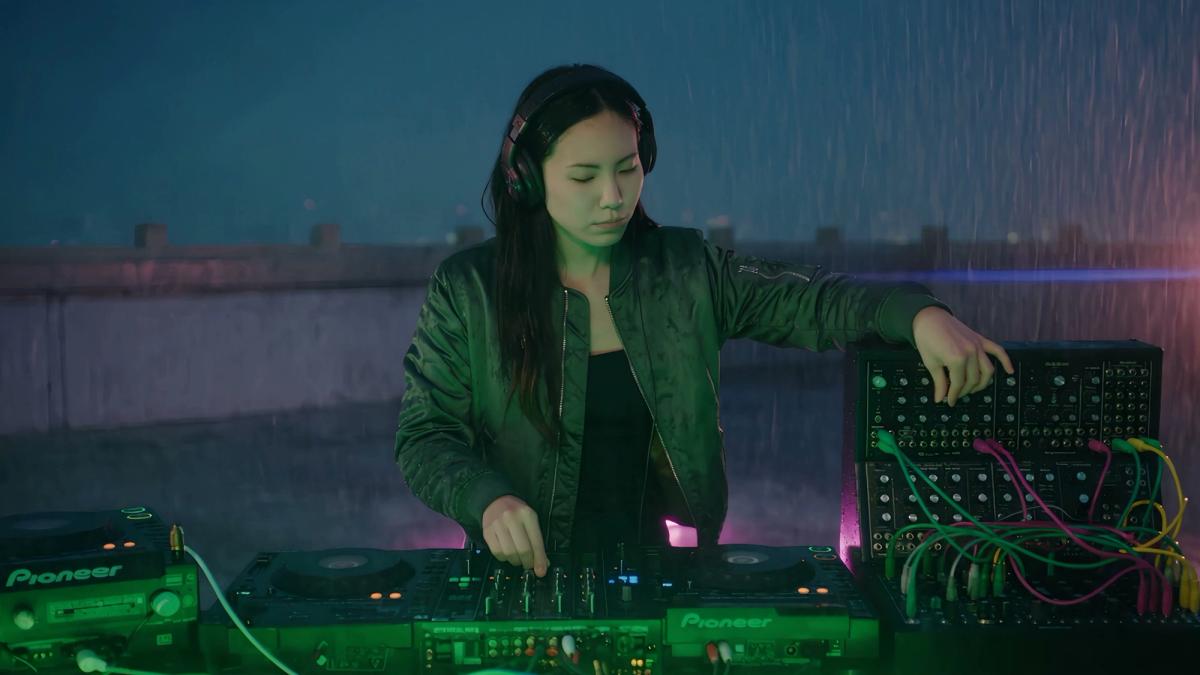 DJapan by CGEYE: Rooftop Rain Session