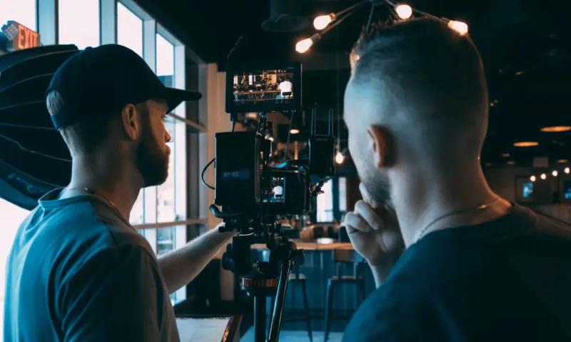 Evolve og Elevate Productions-teamet på oppdrag