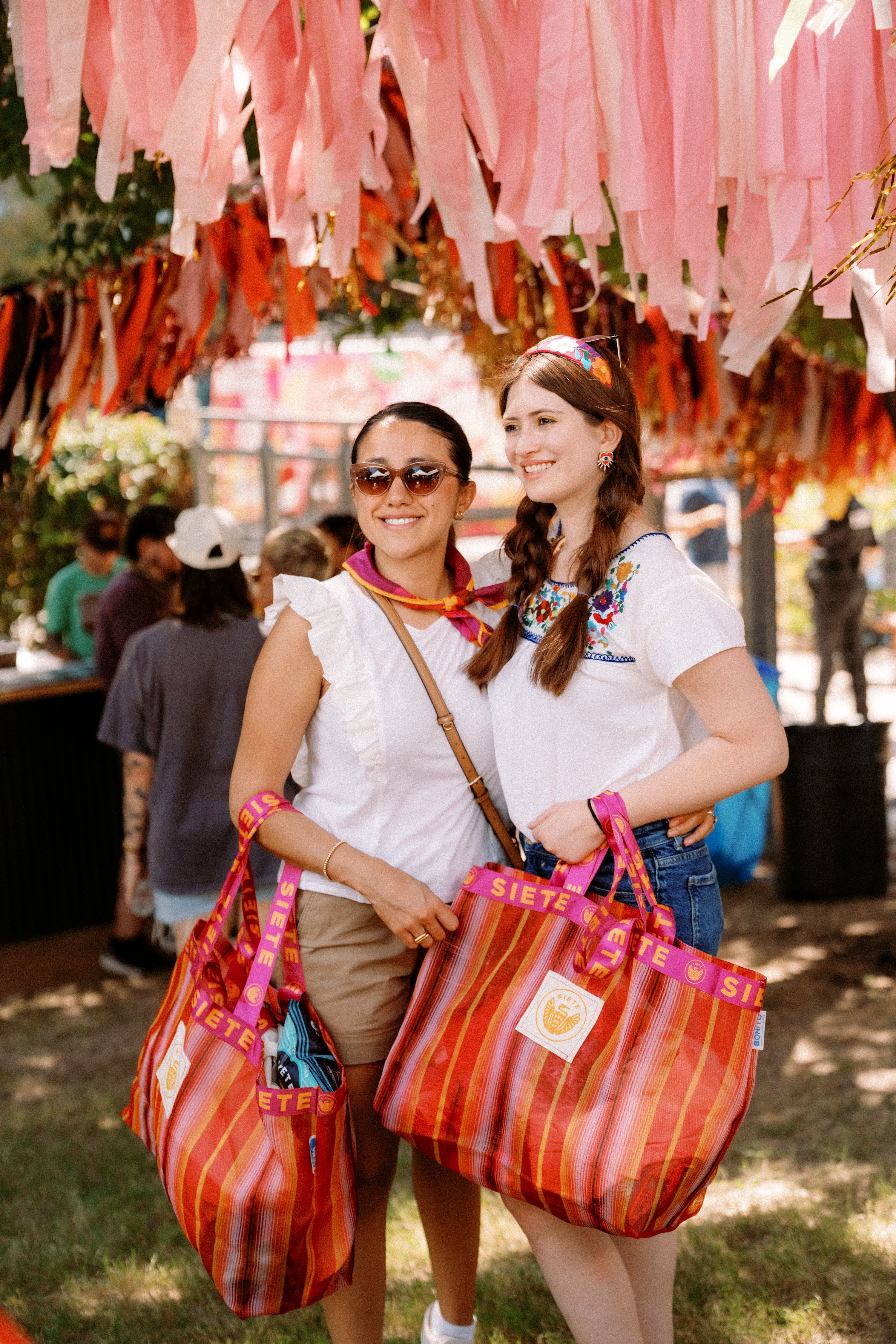 shoppers at the Juntos festival