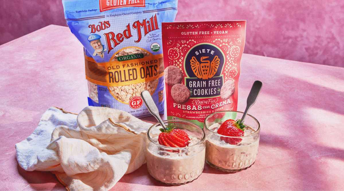 Fresas con Crema Overnight Oats