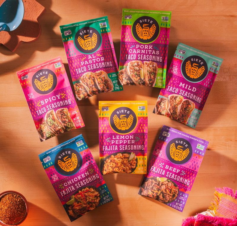 siete seasoning laying flat on table