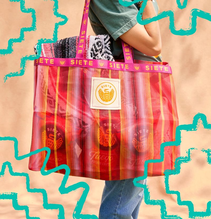 mercado bag with GFX