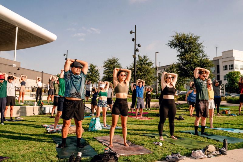 Sweat with Siete Featuring Jon Gallagher