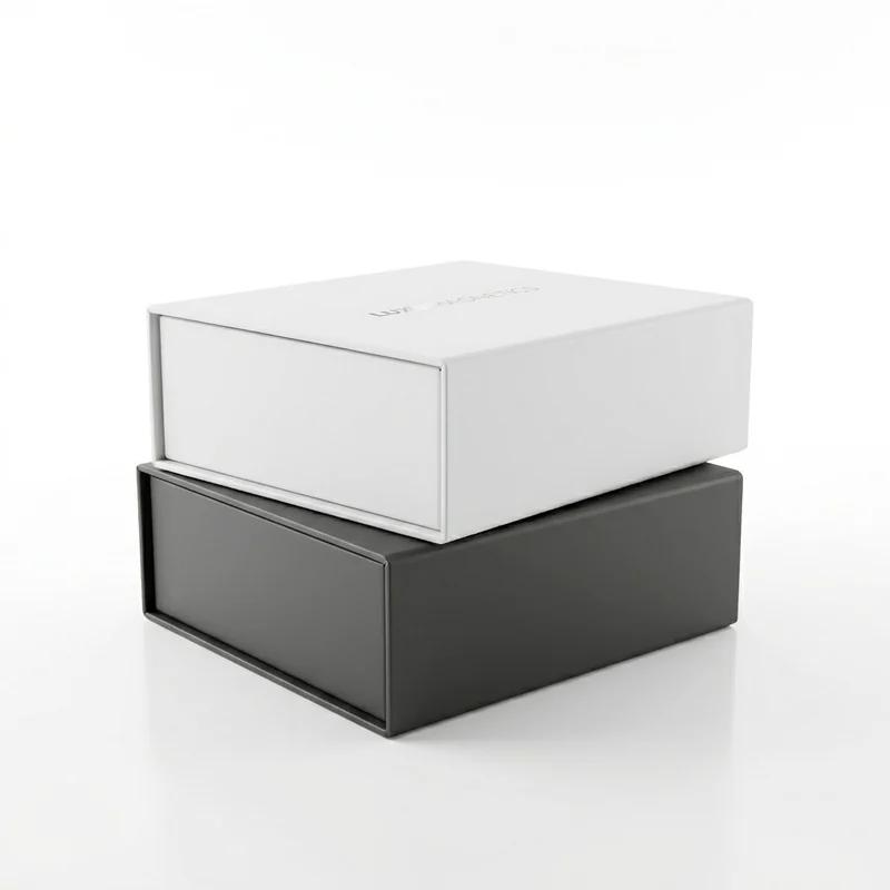 Magnetic Gift Boxes thumbnail 3