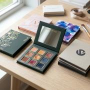 Custom Eye Shadow Boxes thumbnail 1