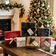 Custom Christmas Gift Boxes Wholesale thumbnail 2