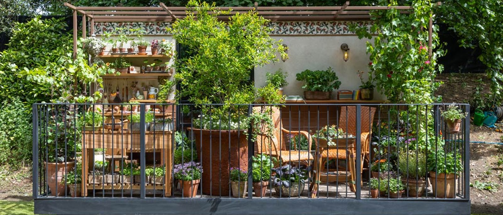 A Little Garden of Shared Knowledge sponsored by Viking