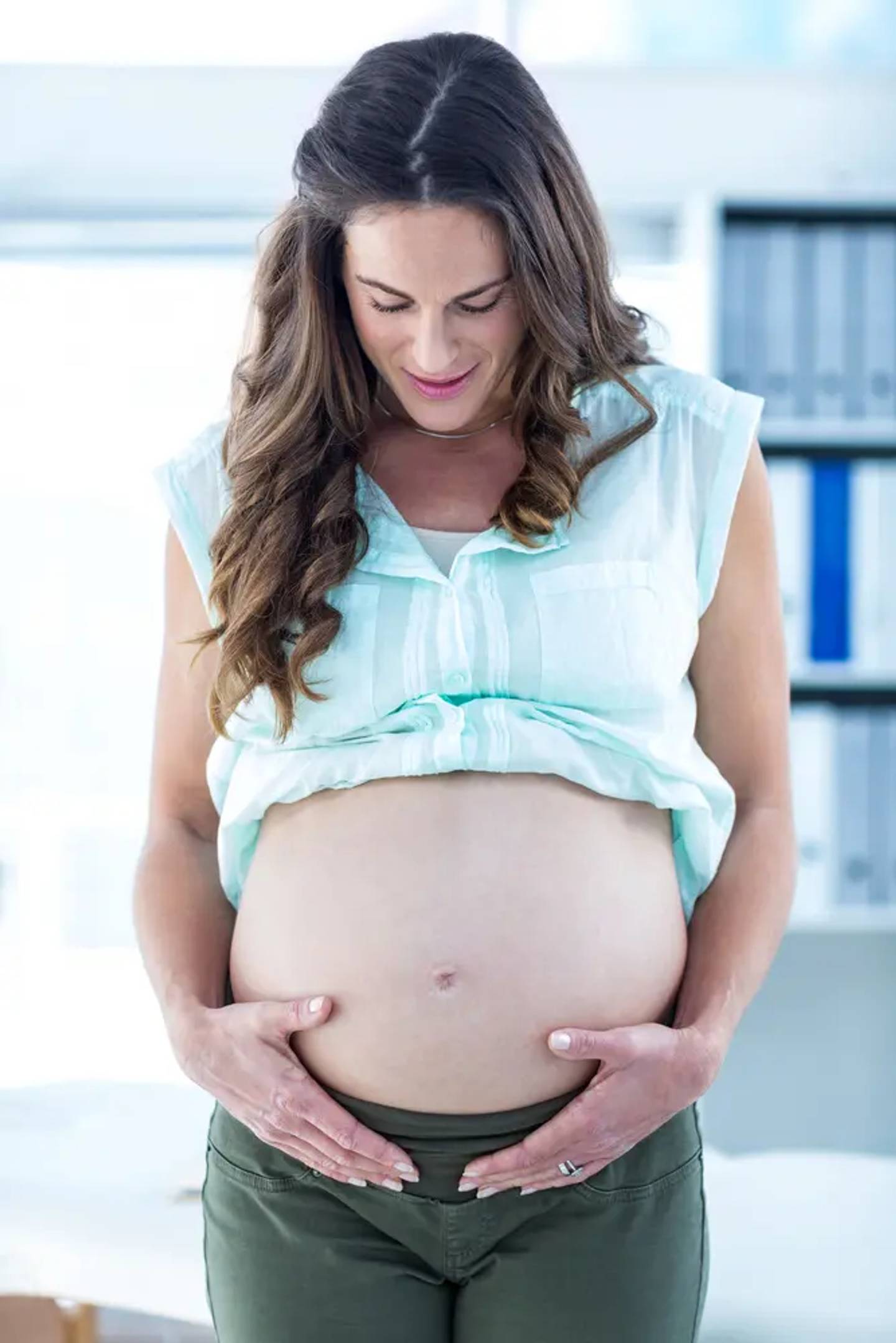 Video Blog: Fulfilling Great Expectations: Safe Medical Managment of Skin Disease in Pregnancy