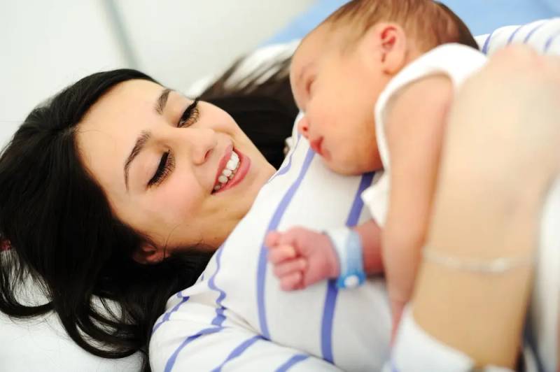Video Blog: Dermatologic Care of New Mothers