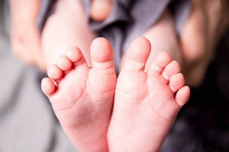 COVID19: Cutaneous Manifestations and Vaccine Reactions