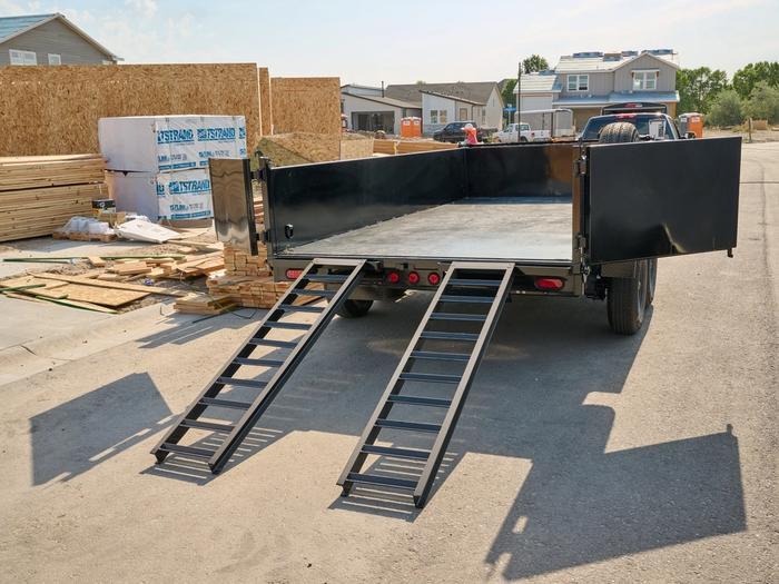 Dump trailer with ramps down
