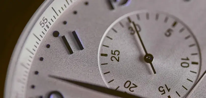 Como fazer a gestão do tempo e ser um profissional mais eficiente? Confira 8 dicas!