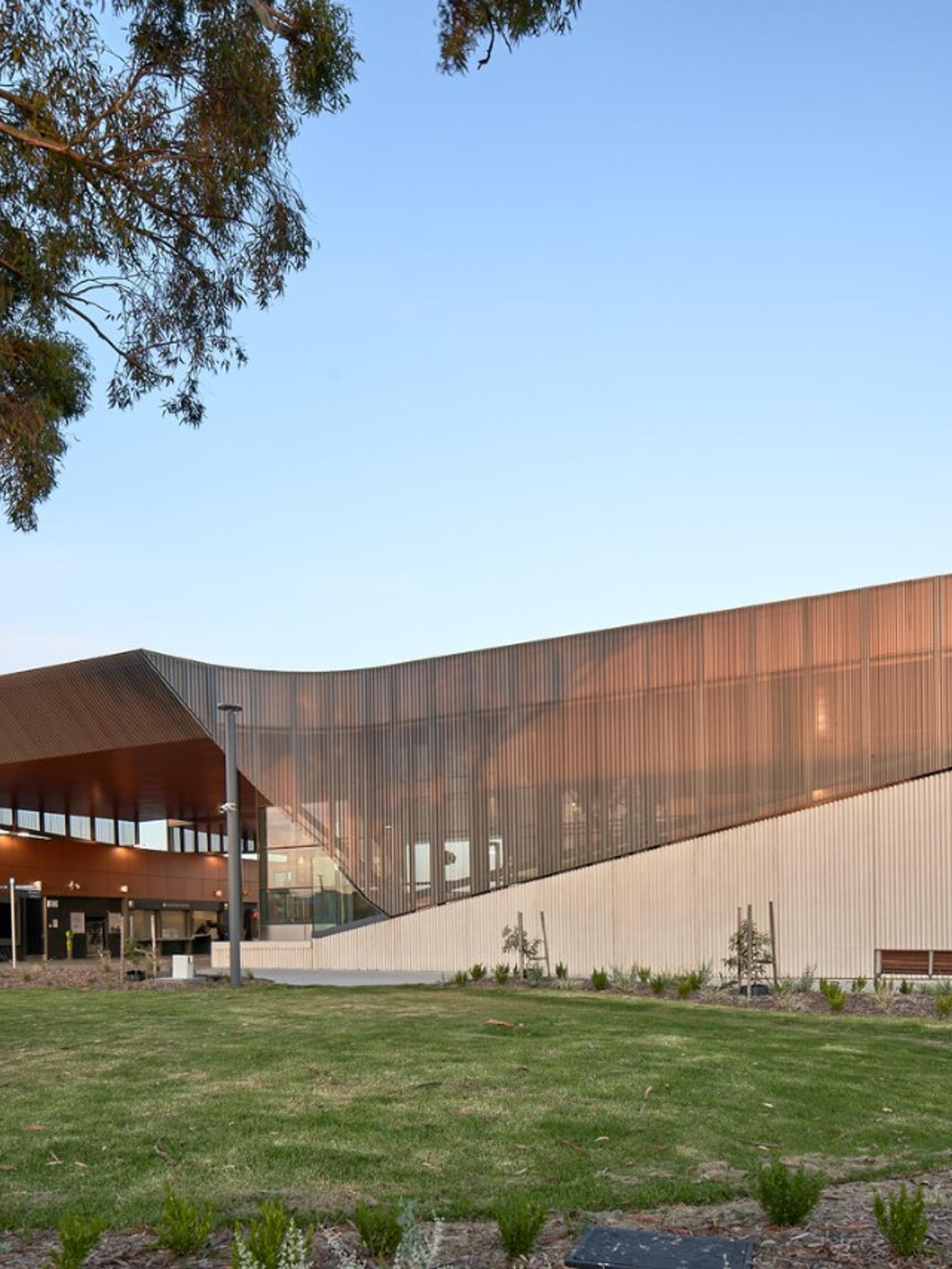 Modernist building with the words Glenroy embossed upon the walls
