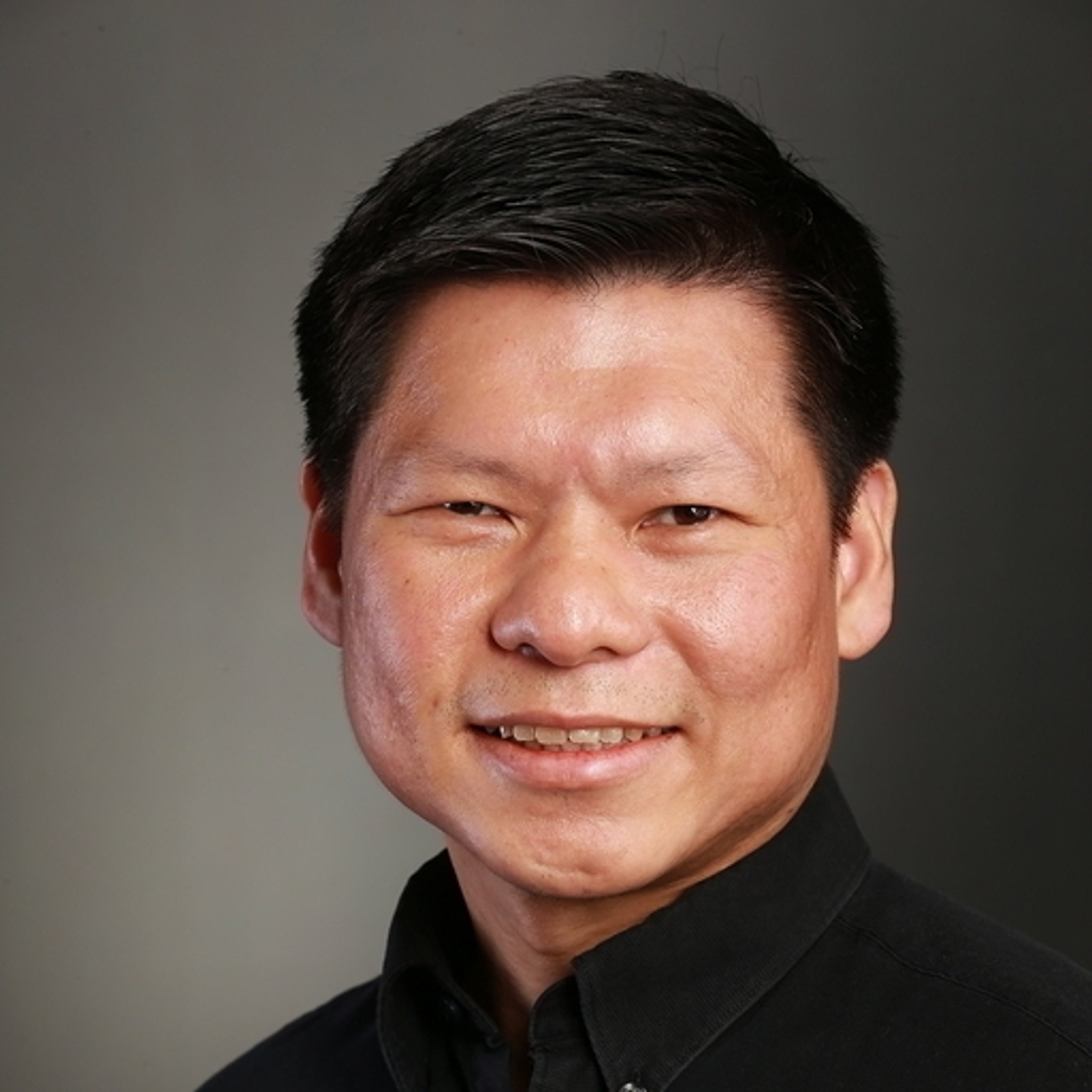 Ronny Hoesada