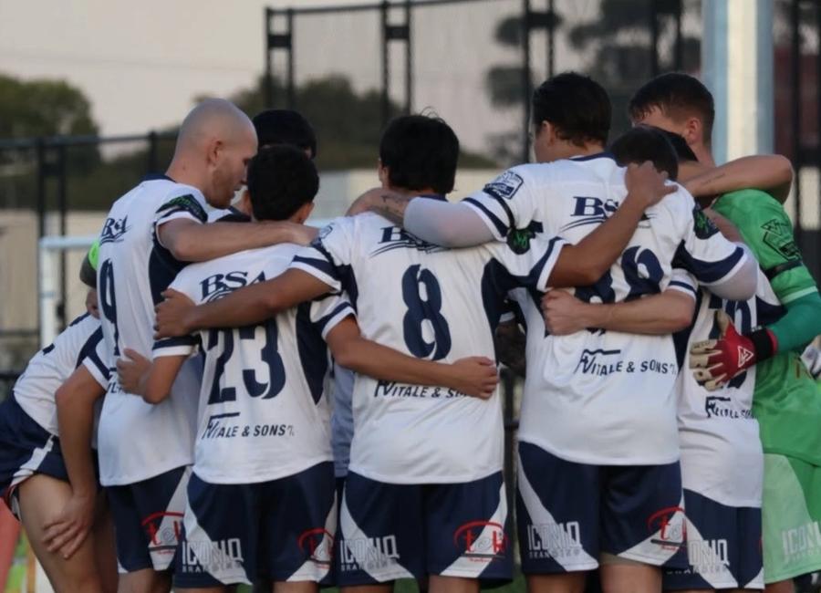 Folded? League leaders set the record straight