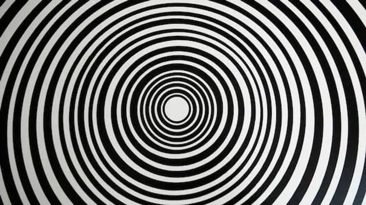 Schwarz-weiße Spirale als Symbol für hypnotische Trance und Fokussierung in der Hypnosetherapie