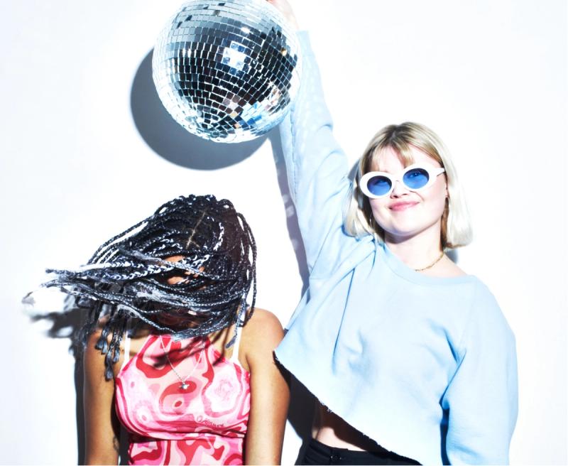 Referencing hero picture