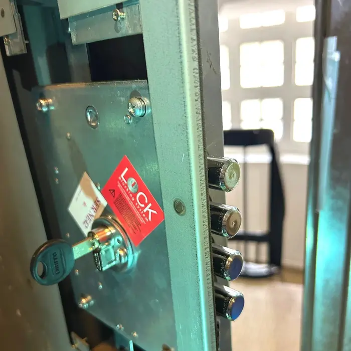 Lock mechanism opened on a workbench
