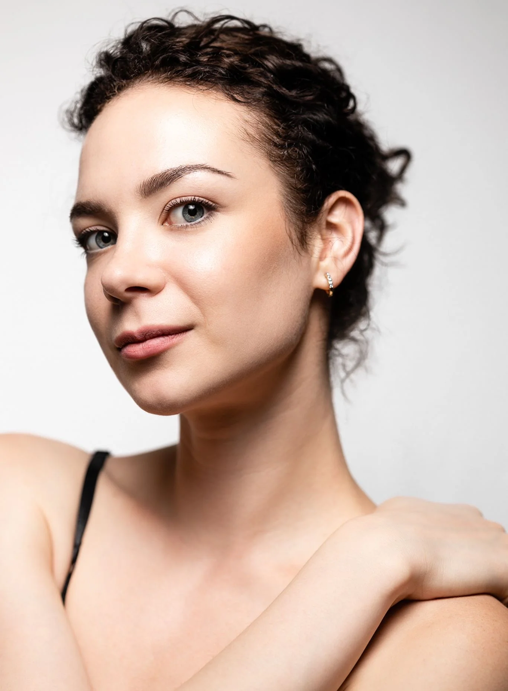 Anna  Nevzorova