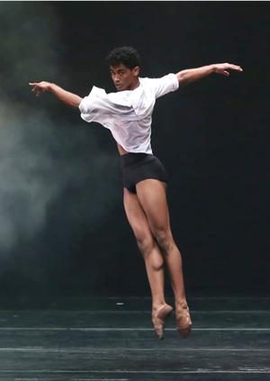 Photograph of dancer Arthur Wille